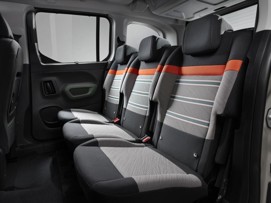 Интерьер Citroen Berlingo Multispace XTR 2018 года  (фото 17 из 41)